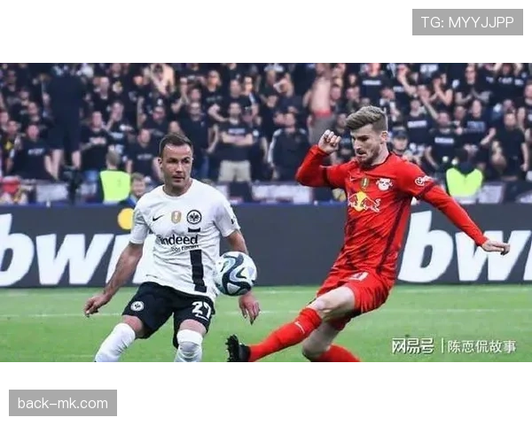 德甲迎来新老交替新篇章:一线阵容大换血,球队实力稳步攀升 德甲迎来新老交替新篇章:一线阵容大换血,球队实力稳步攀升