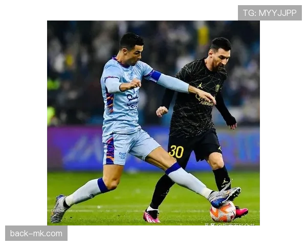 梅西与C罗的历程比较:两位巨星在足球史上的地位分析 梅西与C罗的历程比较:两位巨星在足球史上的地位分析