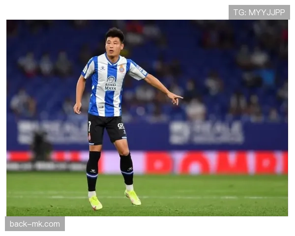 武磊近期比赛表现稳健，进攻端持续提升