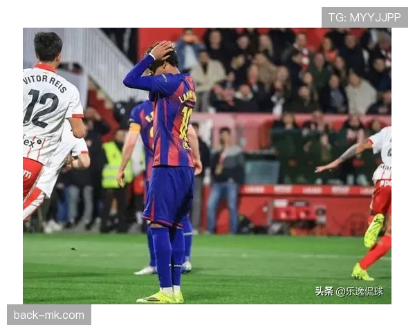 巴萨进攻看似流畅，实则缺乏纵深与变化，战术扁平化问题逐步显现