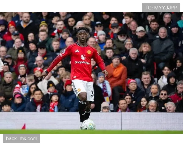 曼联的表现波动反映体系不稳定，当前阶段竞争格局面临调整